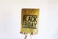Black Friday Προσφορά - Social media διαχείριση + Qr code 